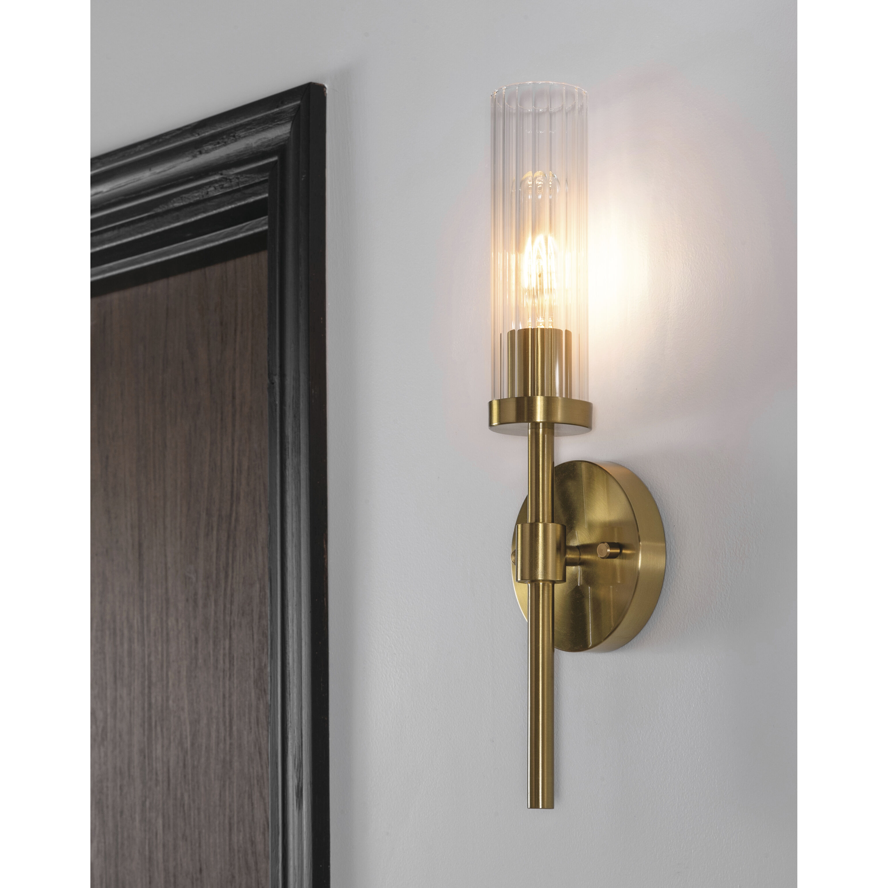 Huntington 1 Light 4.5 inch Light Antique Brass ADA Wall Sconce Wall Light